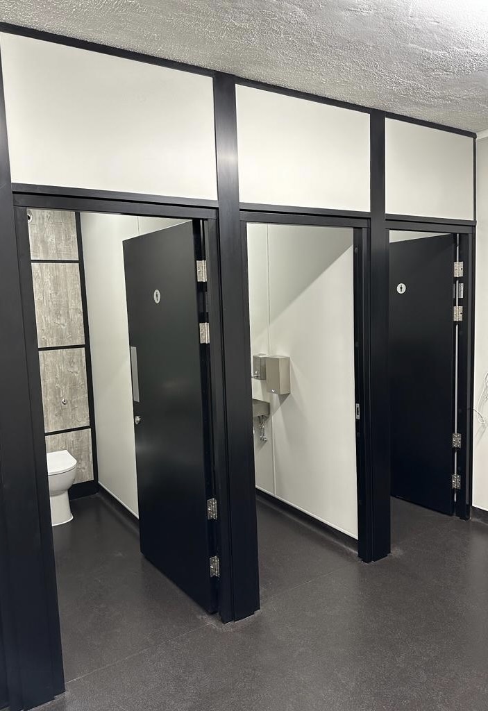 PHOTO 2023 11 17 17 15 05[44].jpg