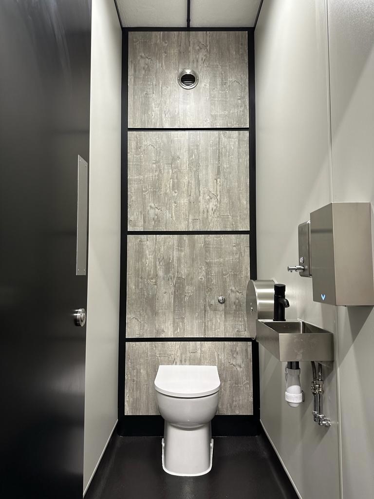 PHOTO 2023 11 17 17 15 05[6].jpg