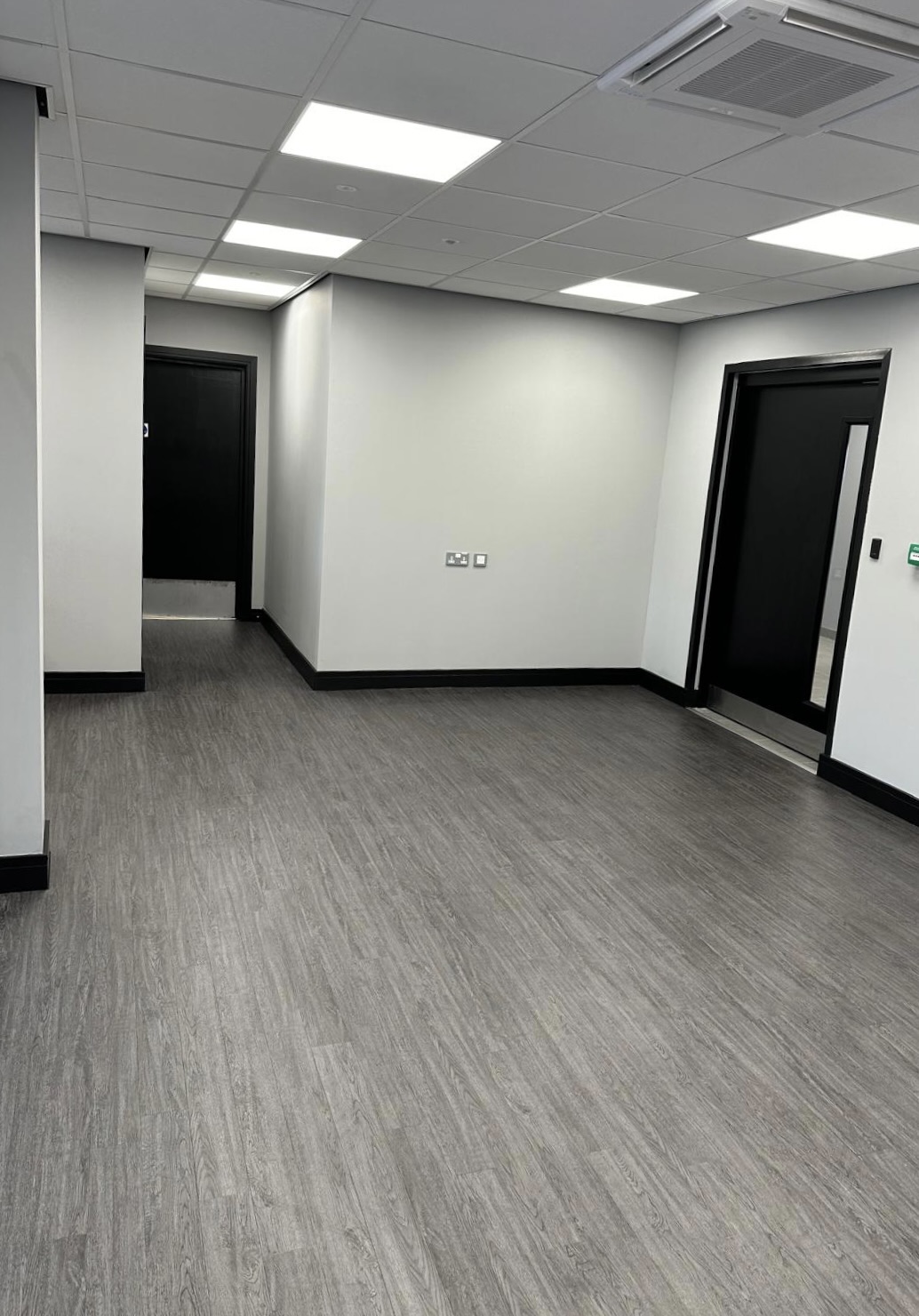 PHOTO 2024 05 28 14 35 42[3].jpg