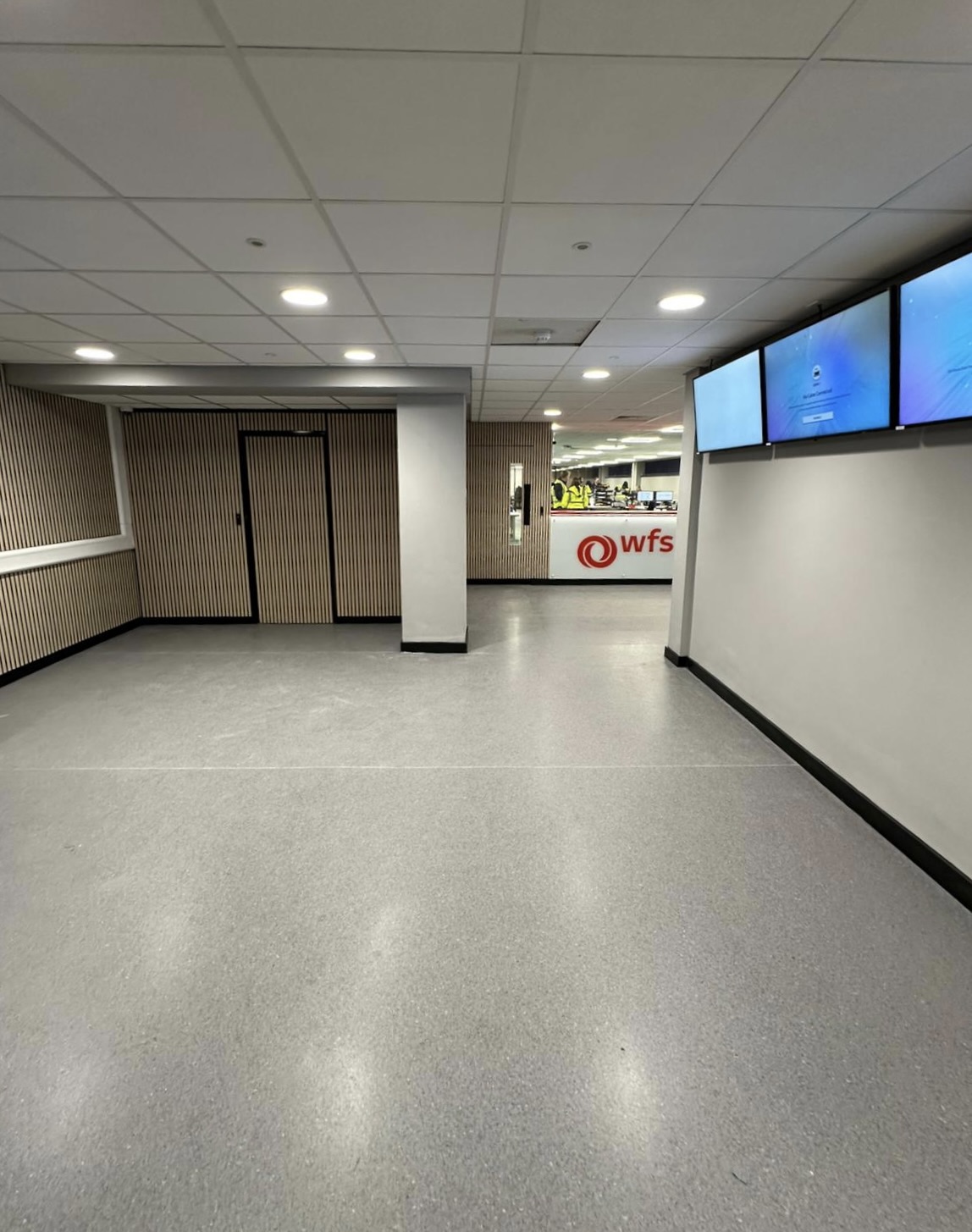 PHOTO 2024 12 11 09 12 31.jpg